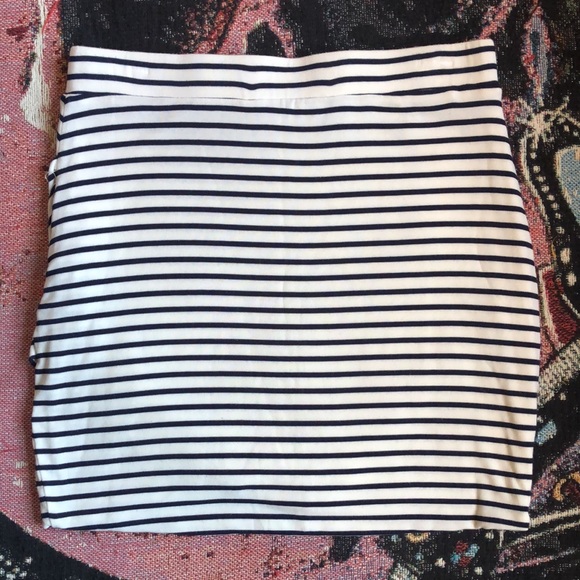 Lovers + Friends Voyage Mini Skirt - Navy Stripe - Picture 4 of 10